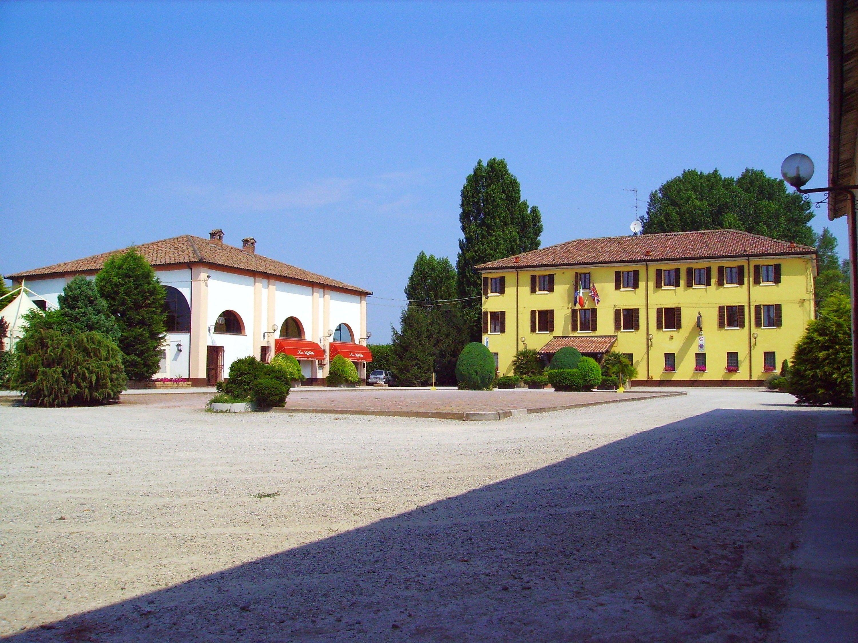 Hotel Antico Casale Vigarano Mainarda Exterior photo